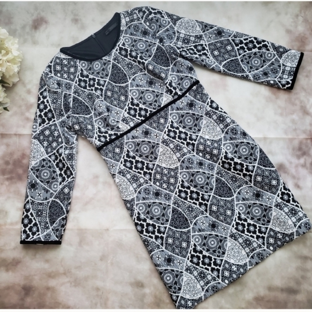 ZARA Trafaluc Shift Dress Size Small